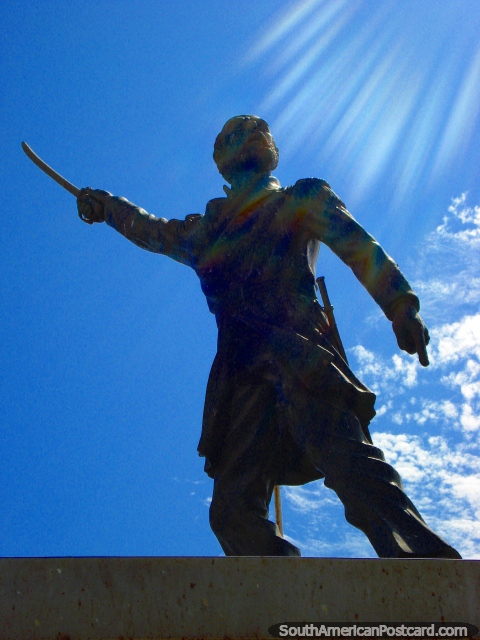 Captain de Frag. Don Arturo Prat Chacon statue in Arica. (480x640px). Chile, South America.