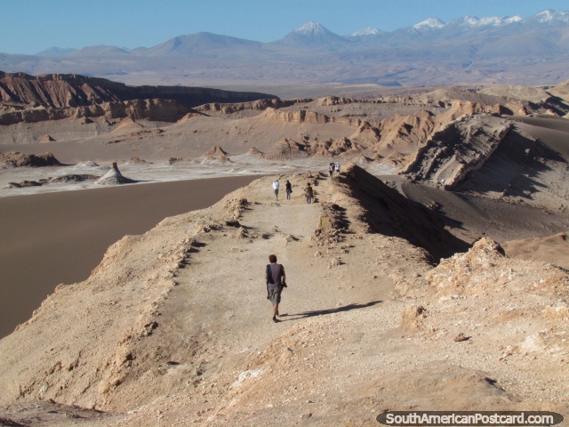 I'm up at the far point looking back at such an amazing view at the Valley of the Moon, San Pedro de Atacama. (640x480px). Chile, South America.