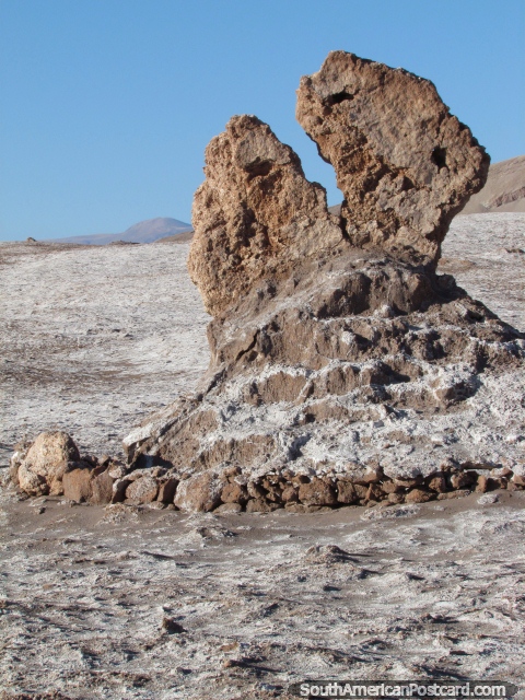 Otra roca cerca de 3 Marias, no seguros de su nombre, tal vez su Ana, San Pedro de Atacama. (480x640px). Chile, Sudamerica.