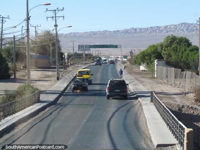 O caminho a Antofagasta de Calama. (640x480px). Chile, América do Sul.