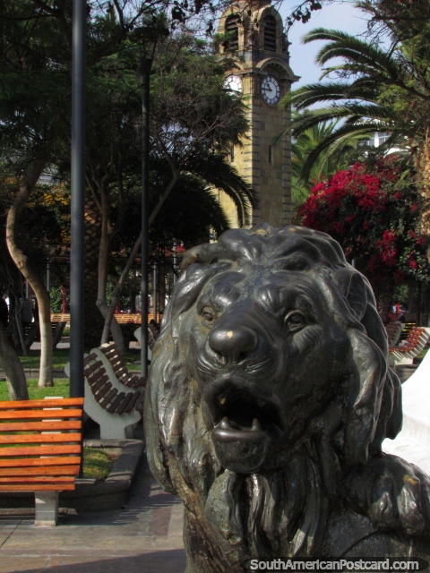 The bronze lion at Plaza Colon in Antofagasta. (480x640px). Chile, South America.