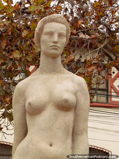 Arte desnudo, mucho de ello en Avenida Francisco de Aguirre en La Serena. (480x640px). Chile, Sudamerica.