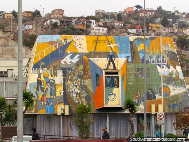 Casa de la Cultura, la casa de cultura en Coquimbo, pintura mural. (640x480px). Chile, Sudamerica.