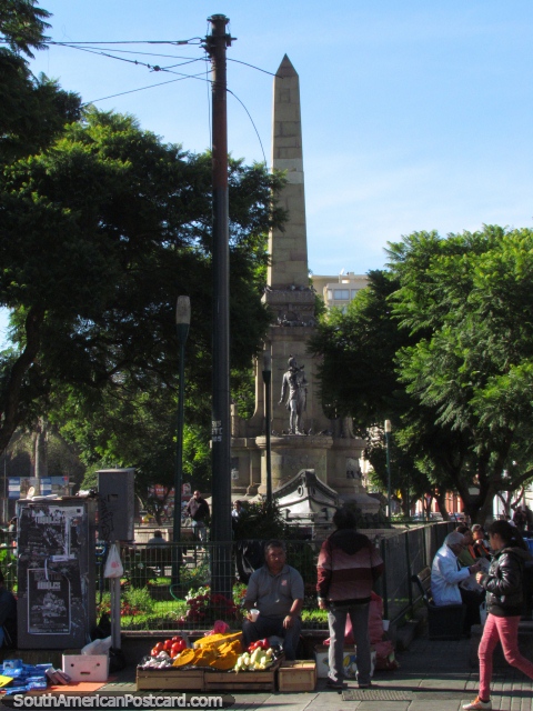 Monumento del seor Cochrane (1775-1860), un oficial naval escocs, Valparaso. (480x640px). Chile, Sudamerica.