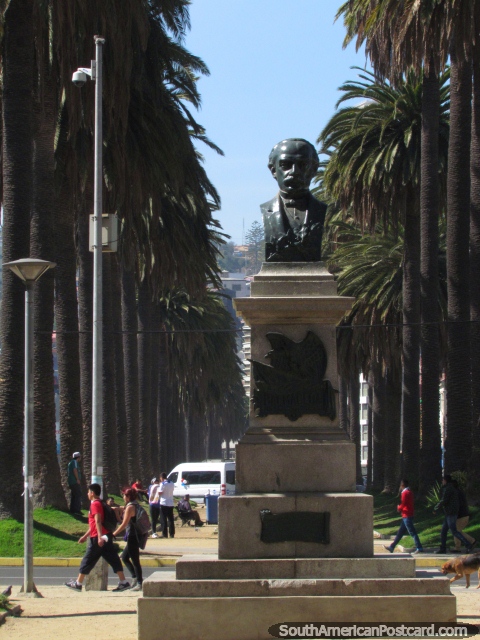 Jose Manuel Balmaceda (1840-1891), a controversial figure, bust in Valparaiso. (480x640px). Chile, South America.