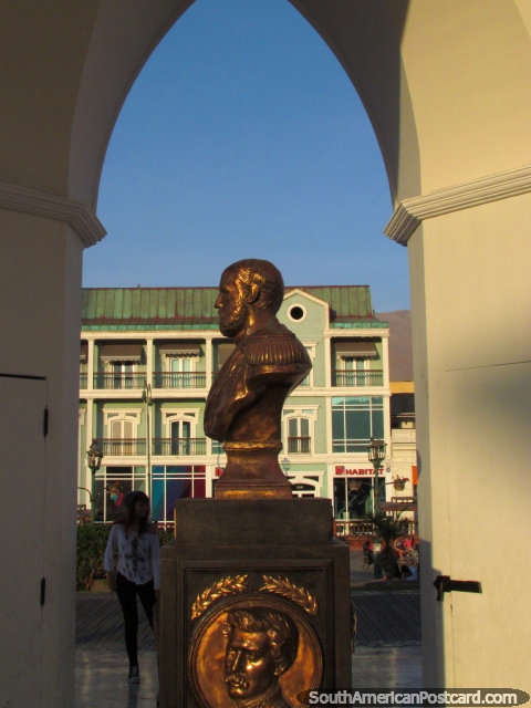 Gold bust of Mr Prat, the man Iquique's plaza is named after. (480x640px). Chile, South America.