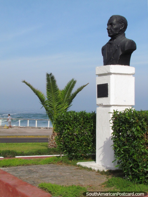 Chilean statesman Diego Portales y Palazuelos bust in Iquique. (480x640px). Chile, South America.