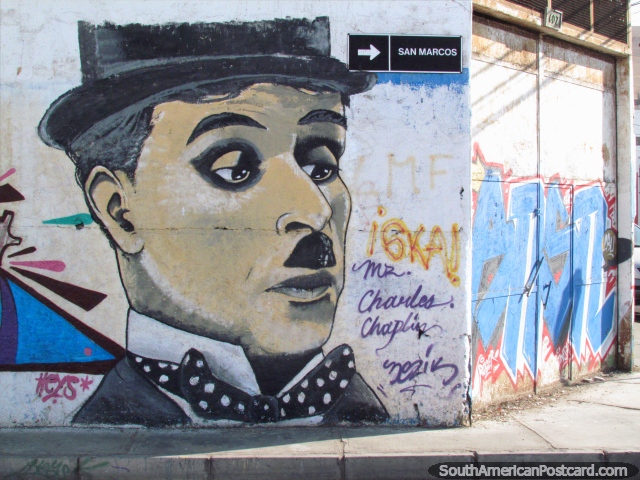 Mural de grande muralha de Charlie Chaplin em uma esquina em Arica. (640x480px). Chile, Amrica do Sul.