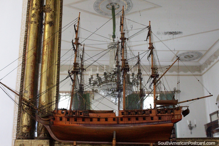 Model of a wooden ship in the room of antiques at the Museum of History and Anthropology in Valdivia. (720x480px). Chile, South America.