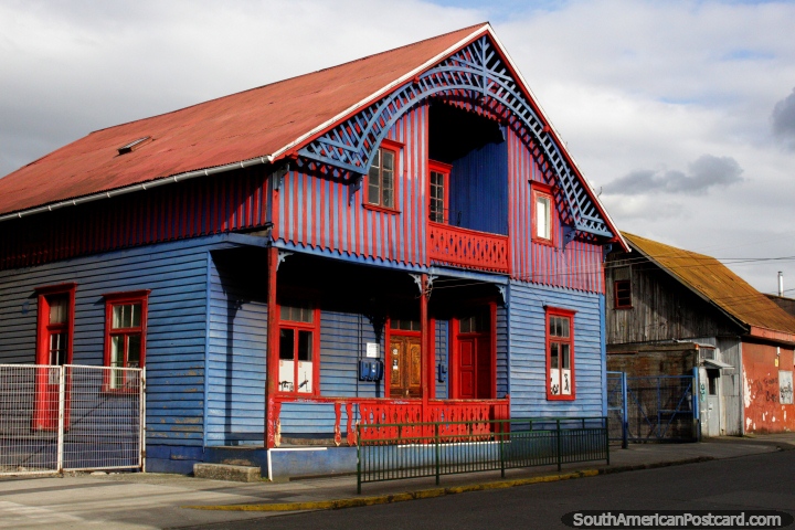 Osorno tiene buenos ejemplos de casas de madera Alemanas construidas por los primeros inmigrantes. (720x480px). Chile, Sudamerica.