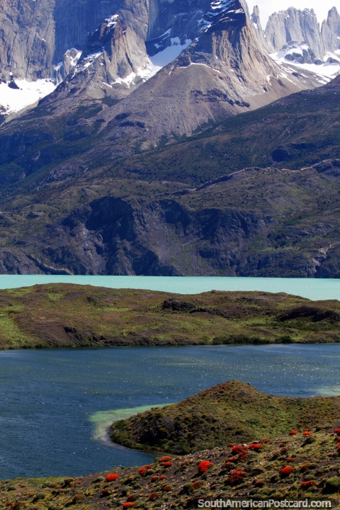 El Parque Nacional Torres del Paine tiene un terreno espectacular para ver y disfrutar. (480x720px). Chile, Sudamerica.