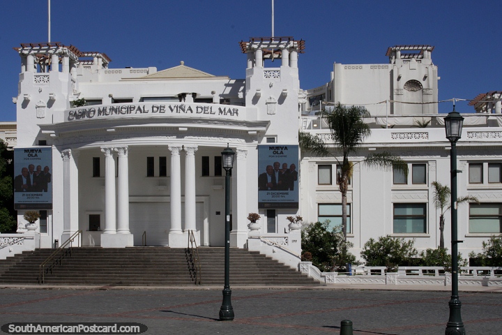 Cassino em Via del Mar, construda em estilo de-arte-deco nos anos 1930 com uma entrada grande com colunas. (720x480px). Chile, Amrica do Sul.