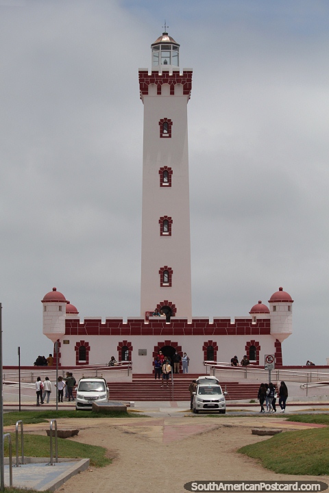 Built in 1950-51, restored in 2020-21, the lighthouse and famous landmark in La Serena. (480x720px). Chile, South America.