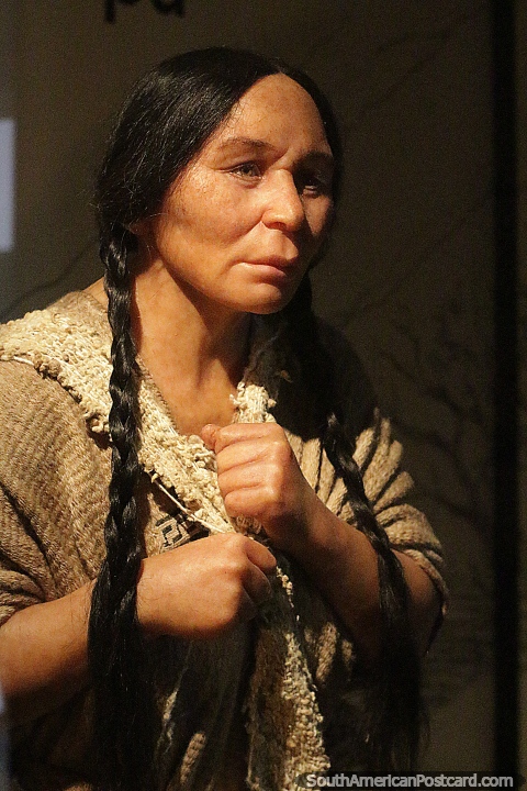 Archeological museum in La Serena, the first people of the Elqui, Limari and Choapa region, female. (480x720px). Chile, South America.