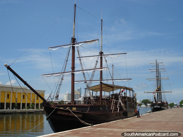 Galeon Bucanero, a pirate ship in Cartagena. (640x480px). Colombia, South America.