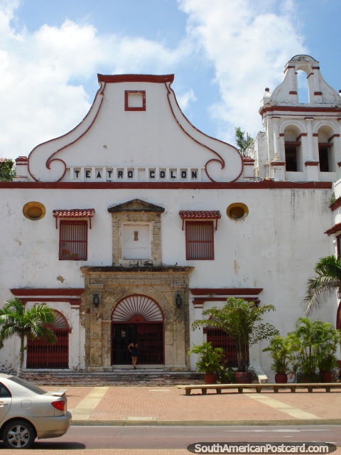 Teatro Colon theater in Cartagena. (480x640px). Colombia, South America.