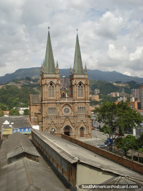 Iglesia del Sagrado Corazon de Jesus, church in Medellin. (480x640px). Colombia, South America.
