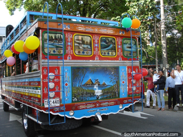 Nice design on the back of a chiva truck in Medellin. (640x480px). Colombia, South America.