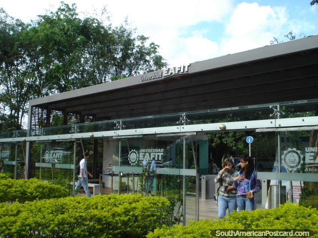 EAFIT universitário em Medellïn tem grandes cursos de lïngua. (640x480px). Colômbia, América do Sul.