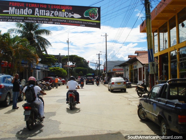 Las calles de Leticia. (640x480px). Colombia, Sudamerica.