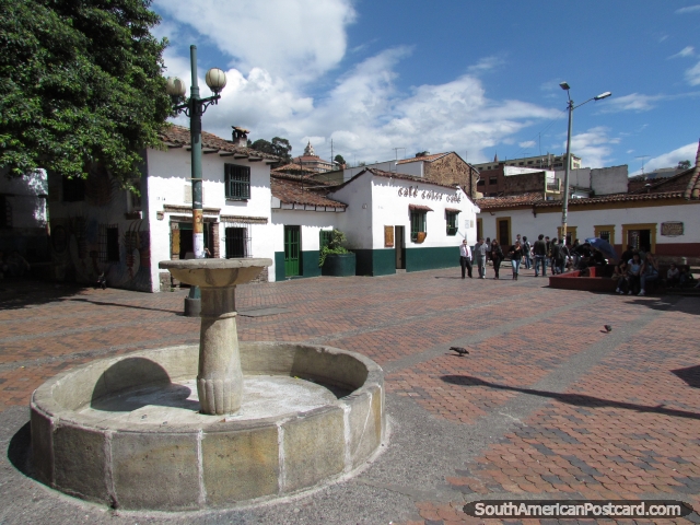 Plaza del Chorro de Quevedo en Bogot. (640x480px). Colombia, Sudamerica.