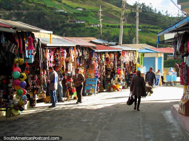 The streets and souvenir shops at Las Lajas, Ipiales. (640x480px). Colombia, South America.
