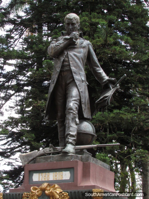 Estatua de Francisco Jose de Caldas (1768-1816) en Popayan, abogado y gegrafo. (480x640px). Colombia, Sudamerica.