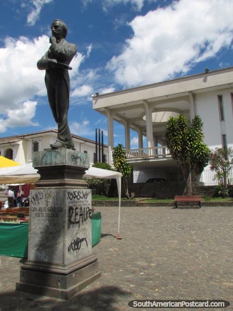 Julio Arboleda (1817-1862) statue in Popayan, poet and soldier. (480x640px). Colombia, South America.
