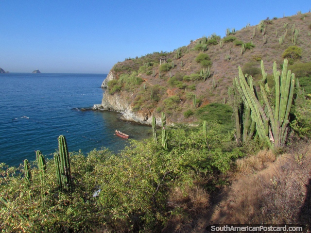The coast to the east of Taganga. (640x480px). Colombia, South America.
