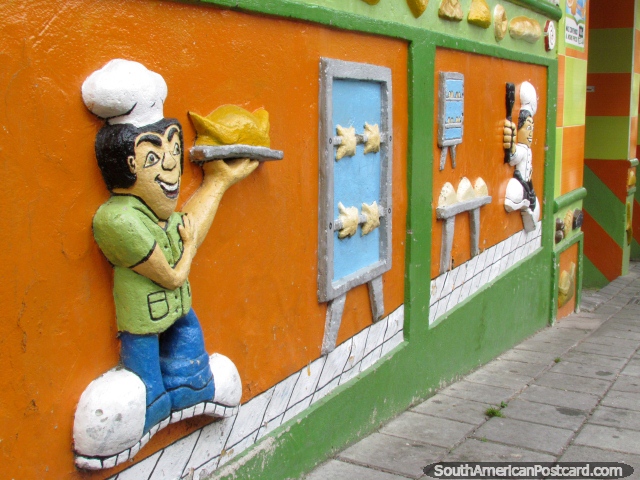 This is the skirting outside the bakery of course, baker has fresh bread, Guatape. (640x480px). Colombia, South America.