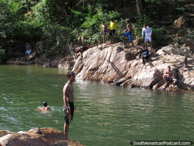 Locals of Valledupar enjoy cooling off at the Guatapuri River. (640x480px). Colombia, South America.