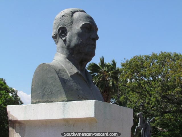 Pedro Castro Monsalvo, a politician, (died in 1967), bust in Valledupar. (640x480px). Colombia, South America.