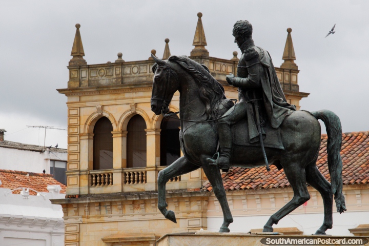 Simon Bolivar on horseback and the Palacio de la Torre (Tower Palace) in Tunja. (720x480px). Colombia, South America.