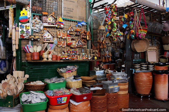 Ceramics, arts and crafts and cooking utilities made of wood at Market Plaza, Girardot. (720x480px). Colombia, South America.