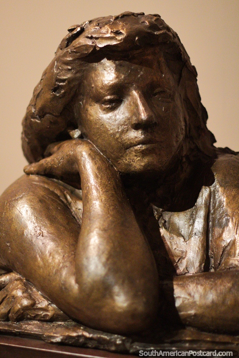 Bust of Lady, 1939, by Giacomo Manzu (Italy), cast in bronze, Antioquia Museum (Museo de Antioquia), Medellin. (480x720px). Colombia, South America.