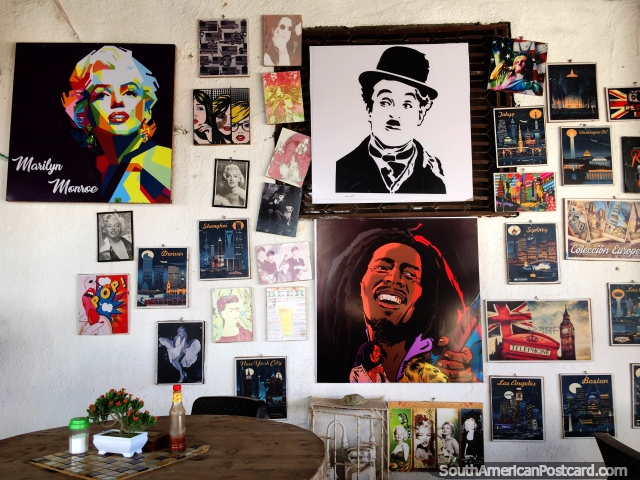 Marilyn Monroe, Charlie Chaplin e Bob Marley, imagens em restaurante Dicarli em Taganga. (640x480px). Colômbia, América do Sul.