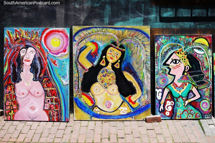 Pinturas coloridas e interessantes de mulheres  venda nas ruas de Bogot. (720x480px). Colmbia, Amrica do Sul.