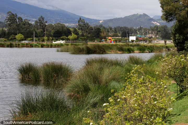 Mientras est en Paipa, camine o ande en bicicleta alrededor del lago Sochacota y respire el aire. (720x480px). Colombia, Sudamerica.