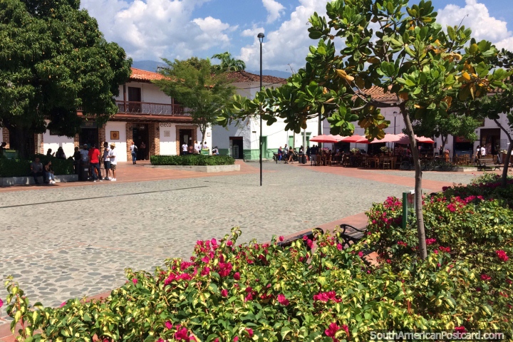 Restaurants around the beautiful Principal Park in Santa Fe de Antioquia. (720x480px). Colombia, South America.