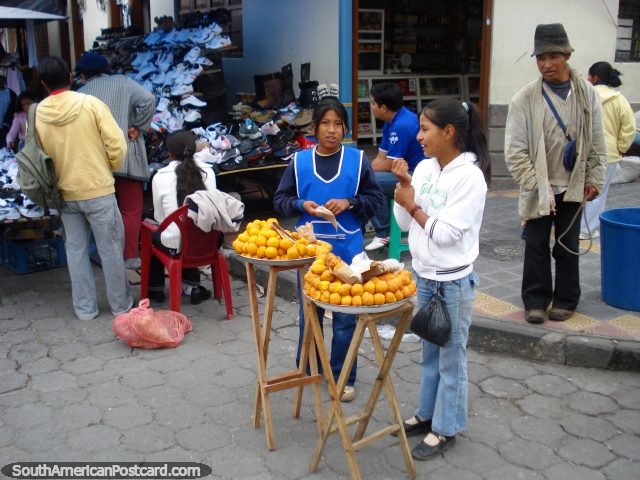 Pelotas del anillo de espuma azucaradas de rechupete en Otavalo. (640x480px). Ecuador, Sudamerica.