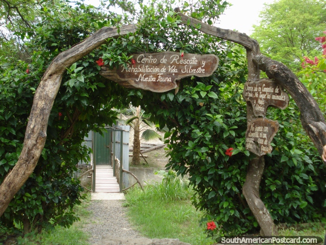 Entrance to the rescue center at the Botanical Gardens in Portoviejo. (640x480px). Ecuador, South America.