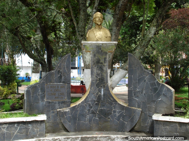Monument to Palomino Flores in Banos. (640x480px). Ecuador, South America.