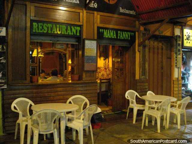 Restaurant 'Mama Fanny' for pizzas, chicken, crepes and much more, Banos. (640x480px). Ecuador, South America.