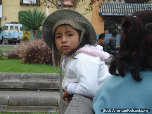 Uma menina local Montufar. (640x480px). Equador, América do Sul.