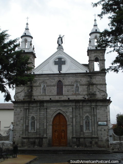 Church Iglesia Santo Domingo in Ibarra. (480x640px). Ecuador, South America.