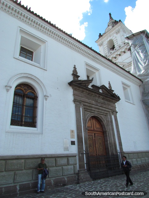 Capela de Cantuna em Praa de San Francisco em Quito. (480x640px). Equador, Amrica do Sul.