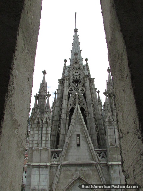 Gothic church in Quito, Basilica del Voto Nacional. (480x640px). Ecuador, South America.
