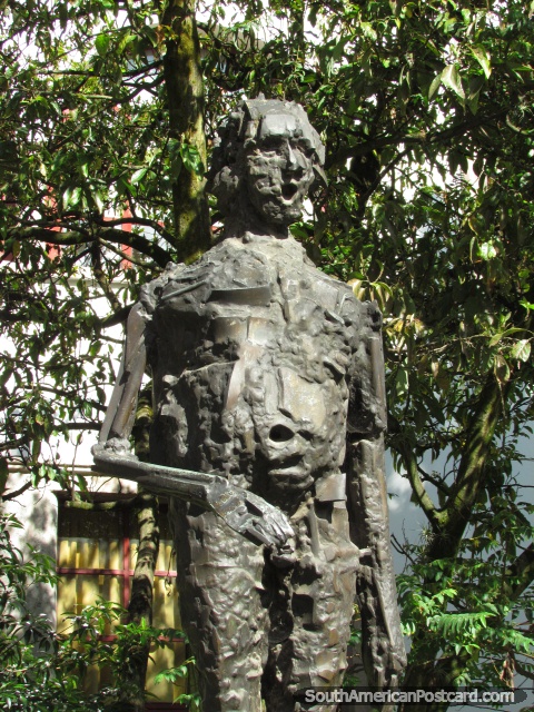 La Parole sculpture in Quito. (480x640px). Ecuador, South America.