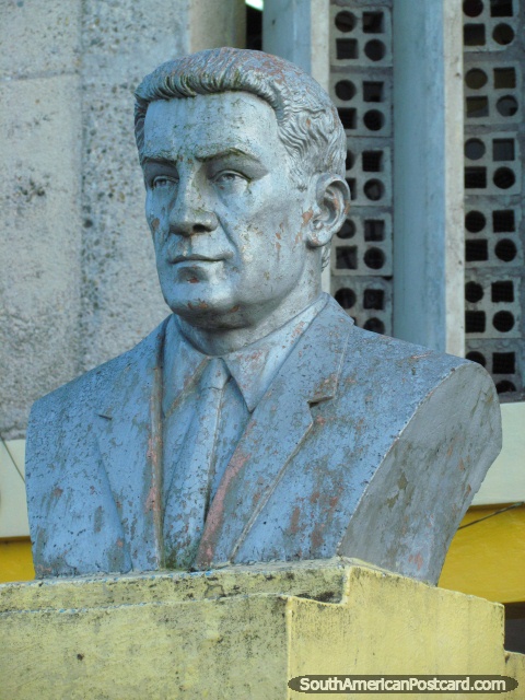 Monument to Luis Arias Guerra in Puyo. (480x640px). Ecuador, South America.