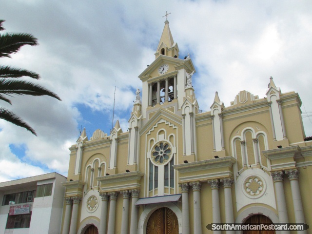 The Cathedral of Loja, built in 1890. (640x480px). Ecuador, South America.